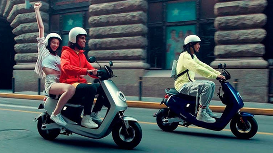 Tendencias 2024: El futuro de la Electromovilidad Liviana en Chile