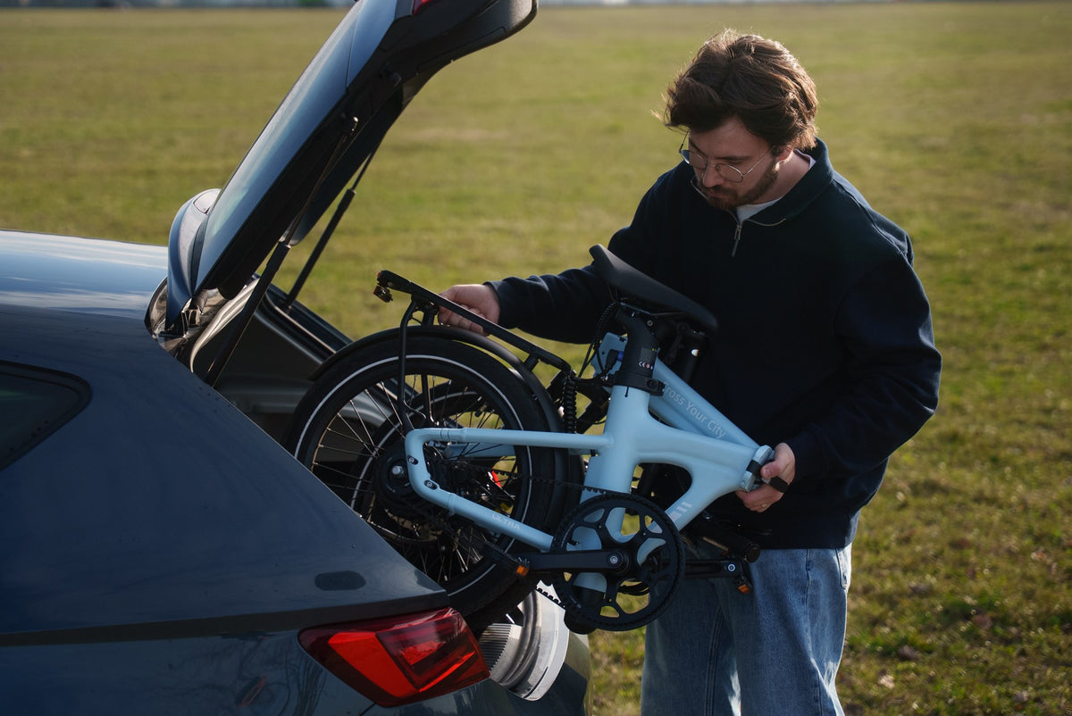 Bicicleta Eléctrica Plegable ADO A20 Ultra 2026 en uso