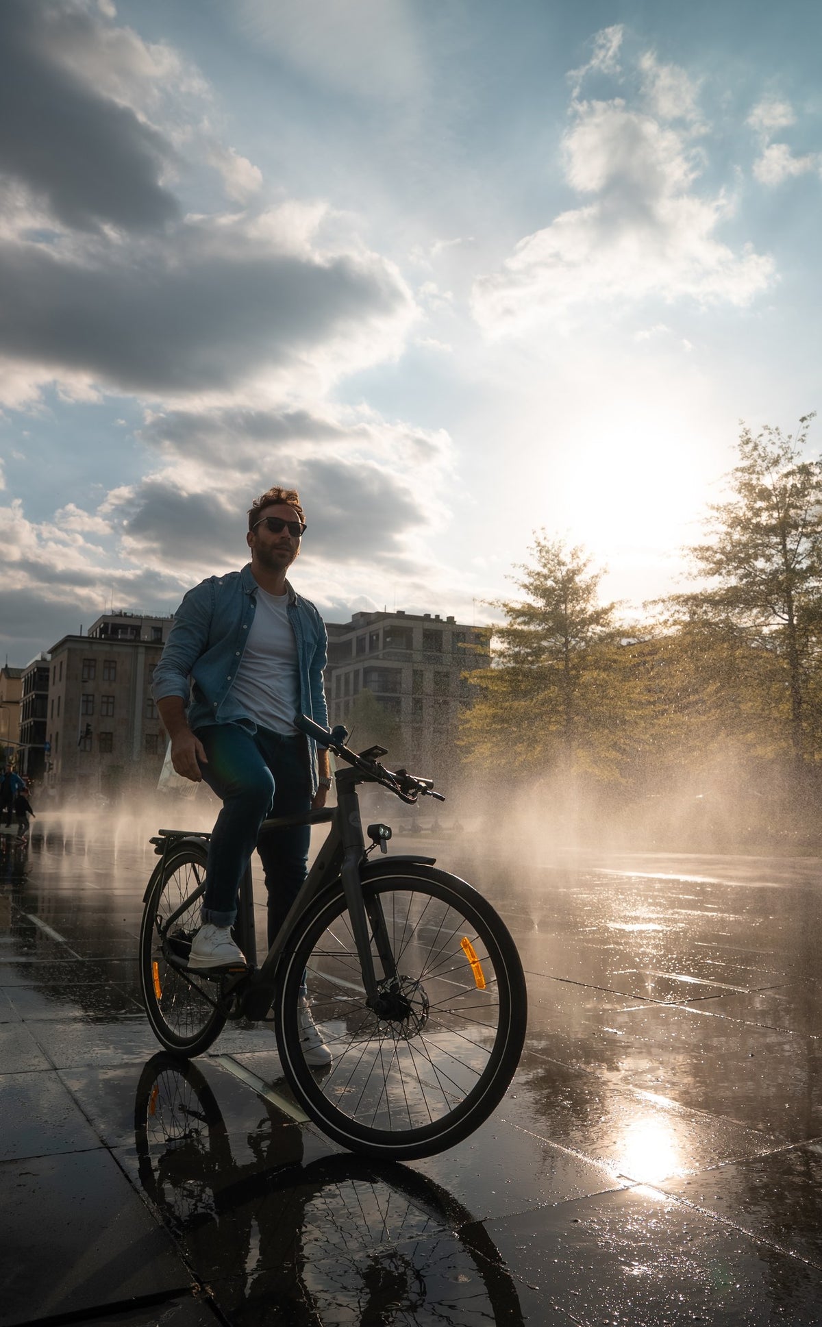 Bicicleta Eléctrica ADO Air 30 en uso