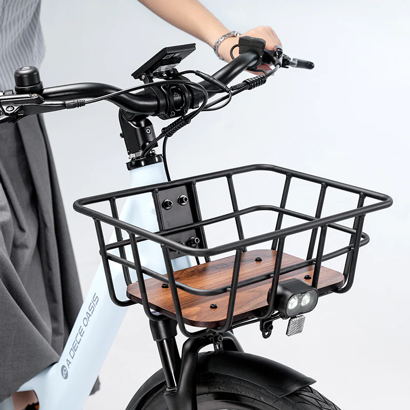 Canasta delantera ADO para bicicleta eléctrica A28 Air, vista frontal - E-Mobility Chile, Las Condes