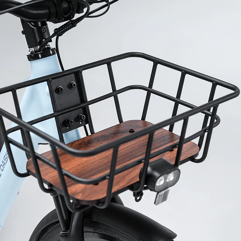 Canasta delantera ADO para bicicleta eléctrica A28 Air, vista frontal - E-Mobility Chile, Las Condes