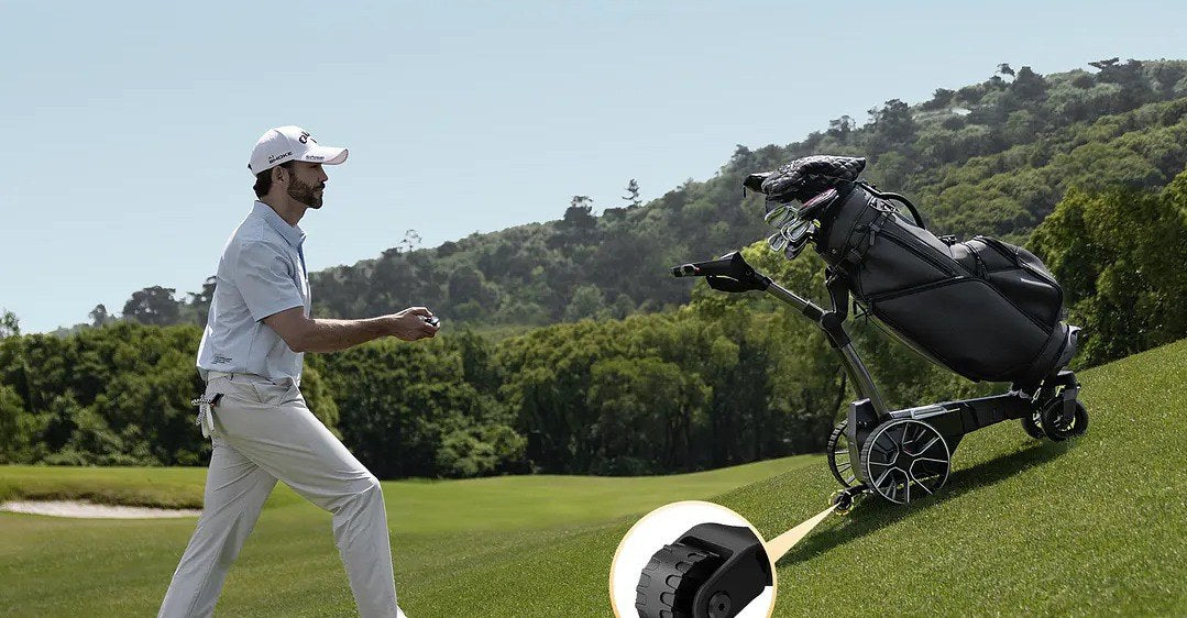 Golf Push Cart Navee Birdie 3 en el campo