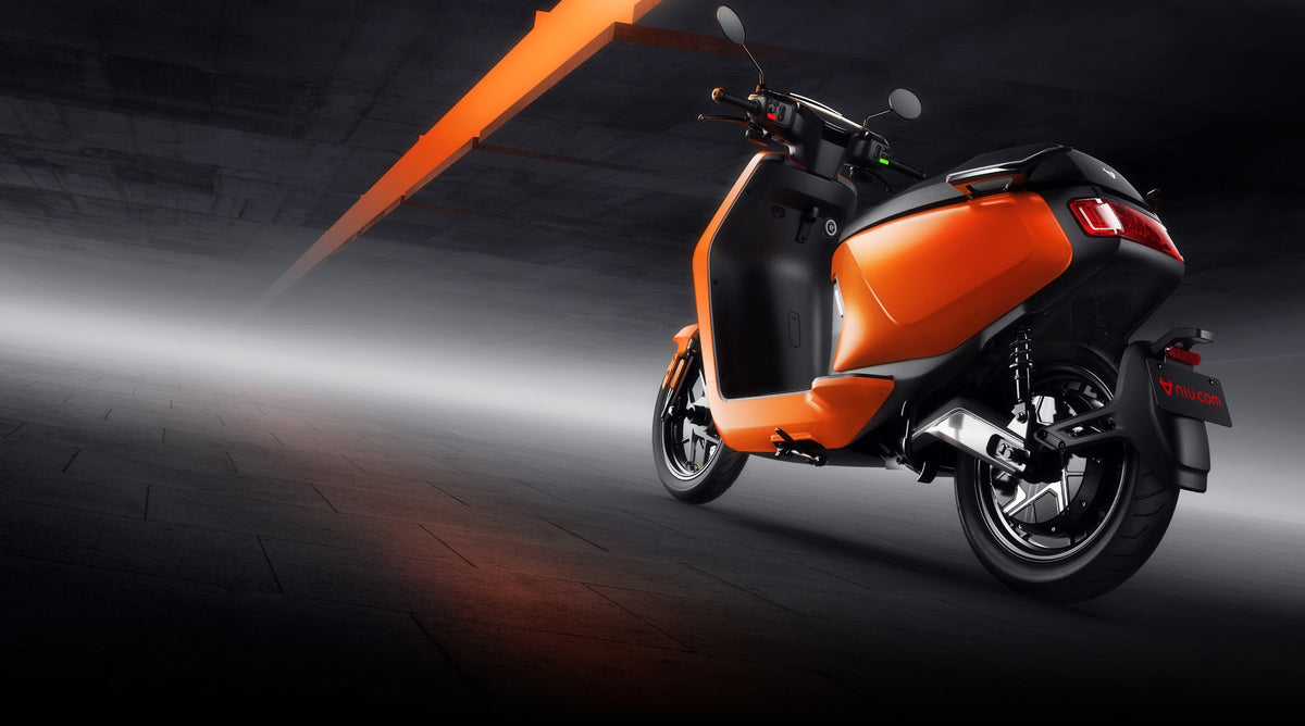 Moto Eléctrica NIU MQi GT en uso - E-Mobility Chile, Las Condes