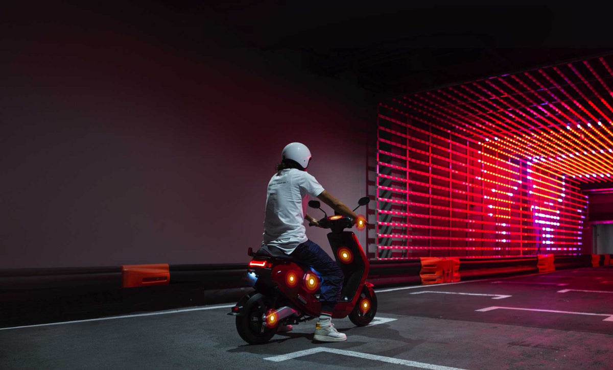 Moto Eléctrica NIU MQi+ Sport en uso - E-Mobility Chile, Las Condes
