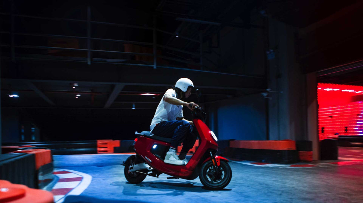 Moto Eléctrica NIU MQi+ Sport en uso - E-Mobility Chile, Las Condes