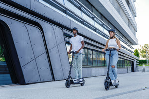 Scooter Eléctrico NIU KQi100F, en uso - E-Mobility Chile, Las Condes