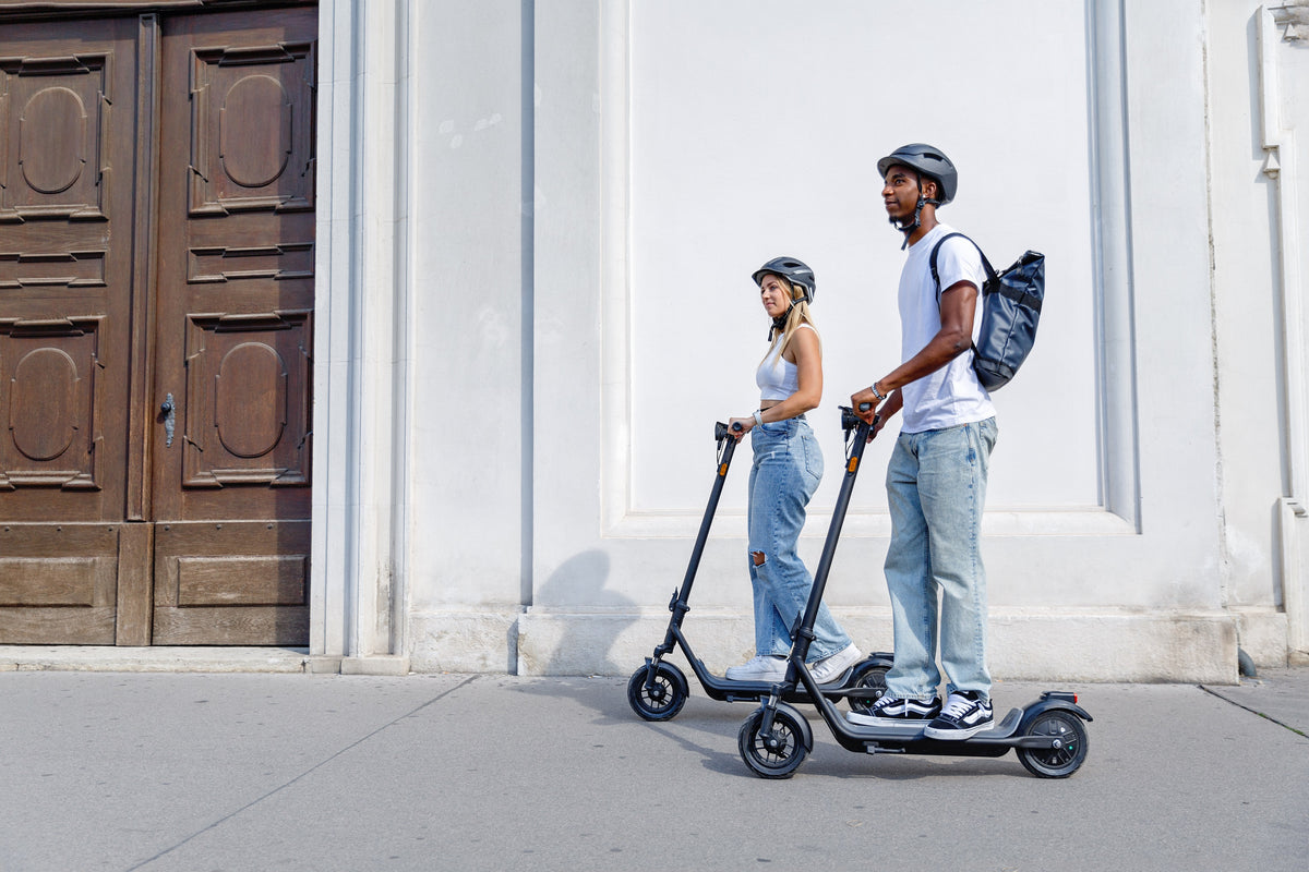 Scooter Eléctrico NIU KQi100P, en uso - E-Mobility Chile, Las Condes