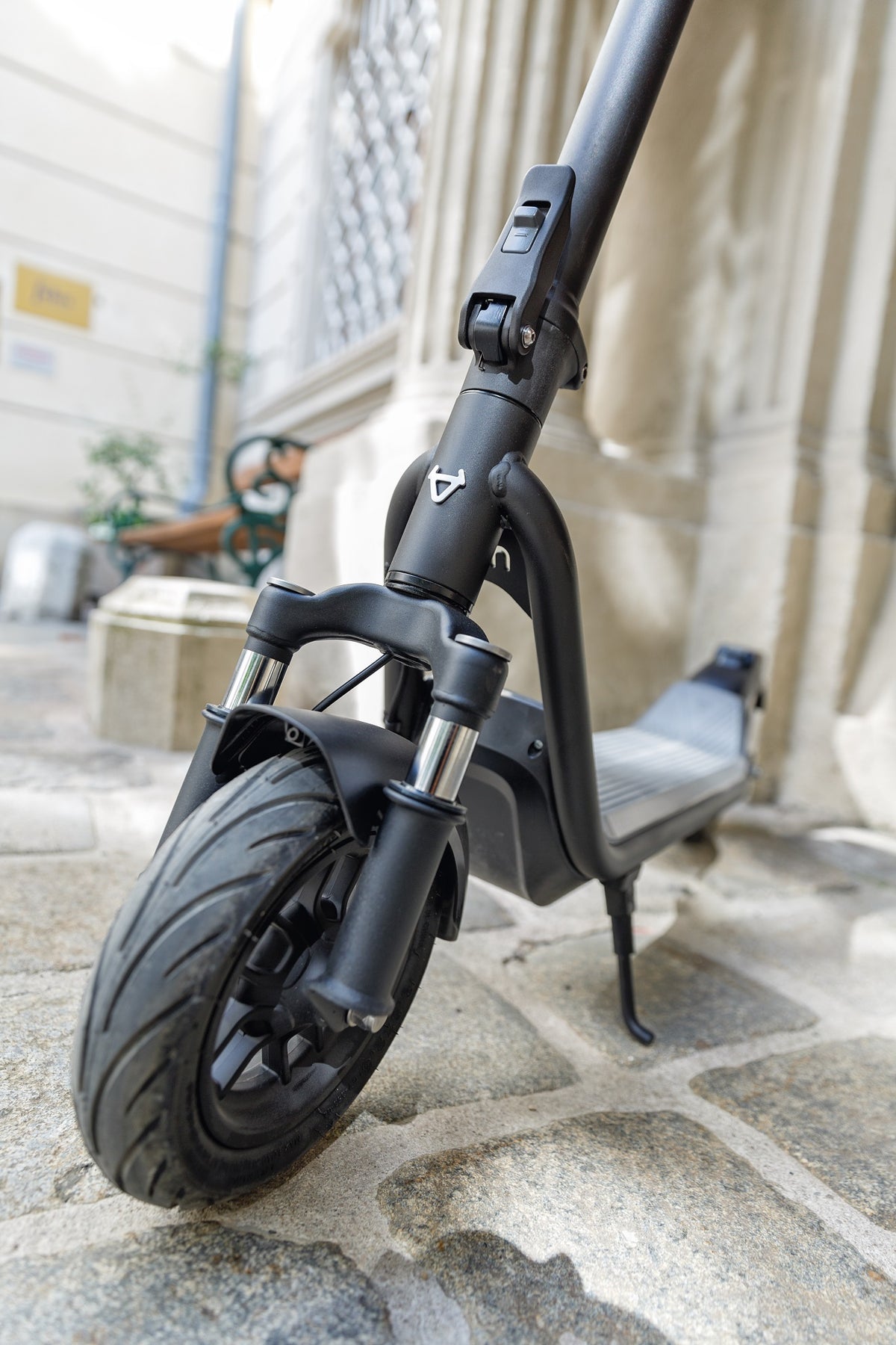 Scooter Eléctrico NIU KQi100P, en uso - E-Mobility Chile, Las Condes