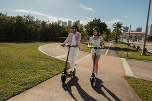 Scooter Eléctrico NIU KQi200P, en uso - E-Mobility Chile, Las Condes