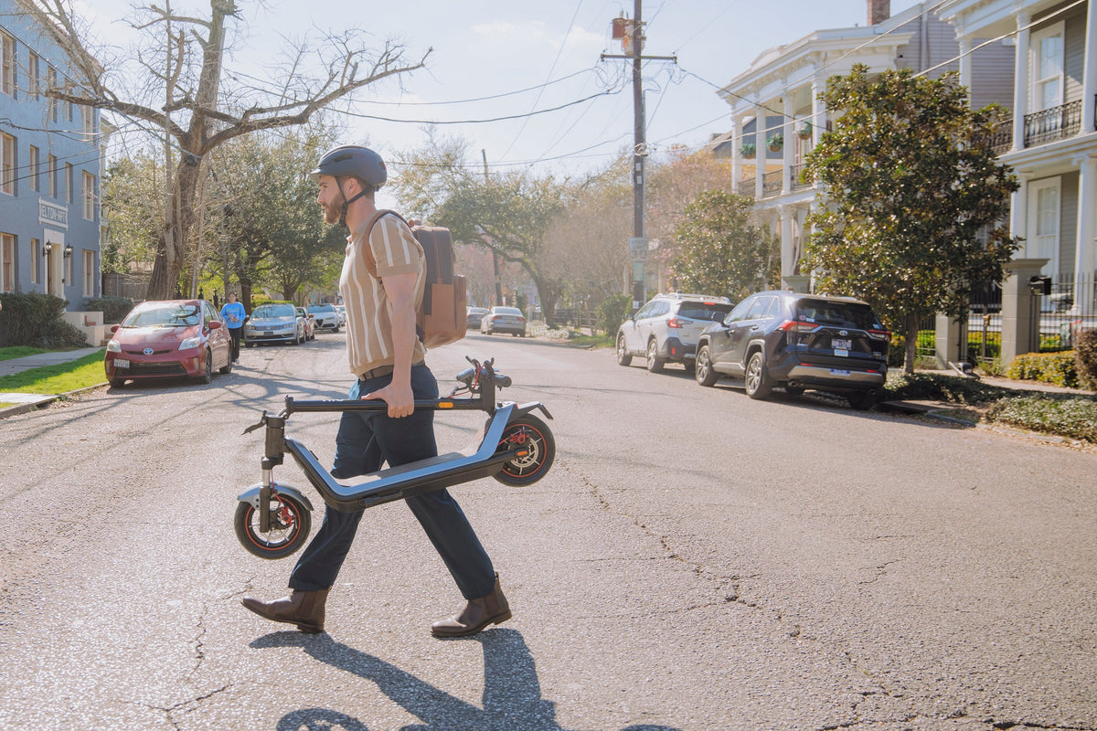 Scooter Eléctrico NIU KQi300X, en uso - E-Mobility Chile, Las Condes