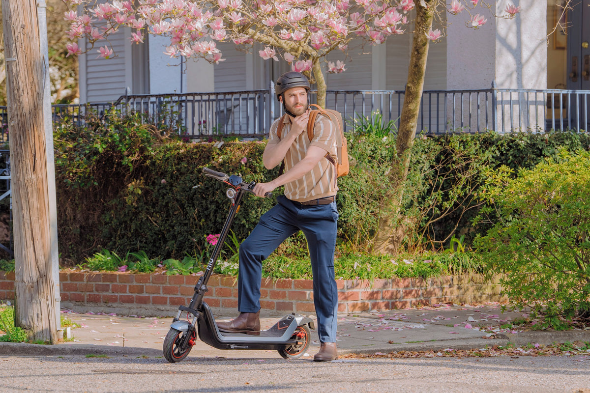 Scooter Eléctrico NIU KQi300X, en uso - E-Mobility Chile, Las Condes
